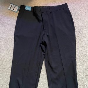 haggar tailored fit suit pants (34x29)